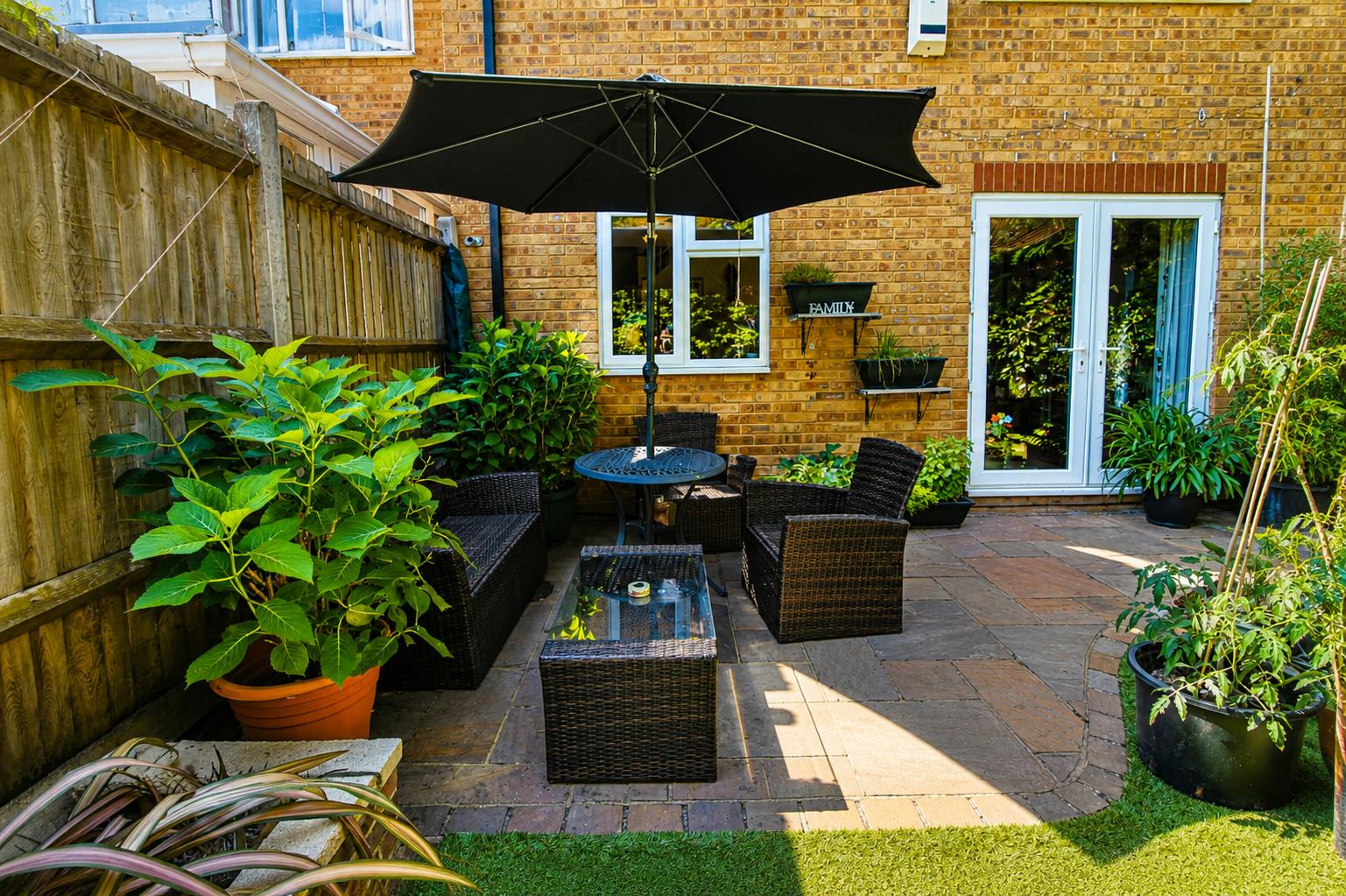Groveside Close, Carshalton